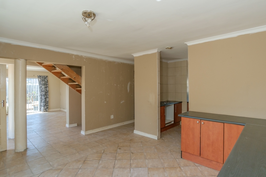 5 Bedroom Property for Sale in Ferness Estate Western Cape